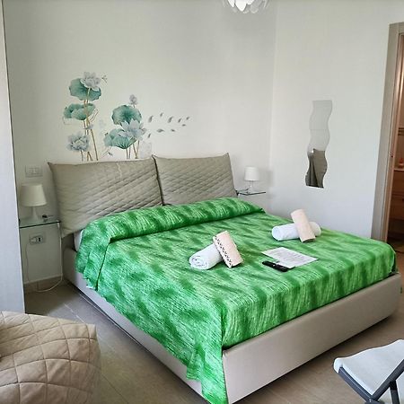 B&B Adele Paola Exteriör bild